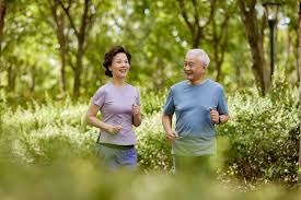 两位进球功臣！萨拉赫社媒晒出与索博&麦卡的合照